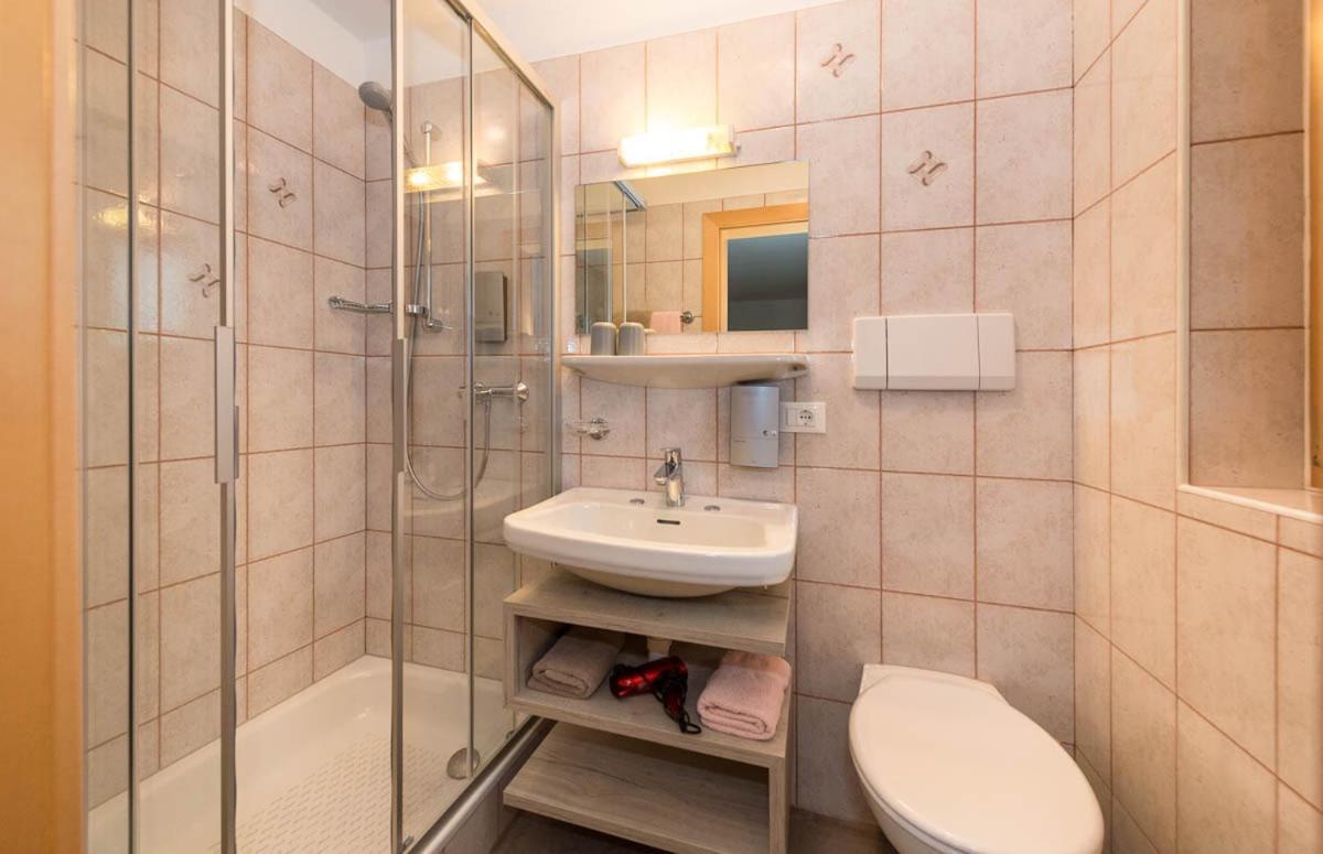 Haus Claudia B&B Nova Levante Exteriör bild