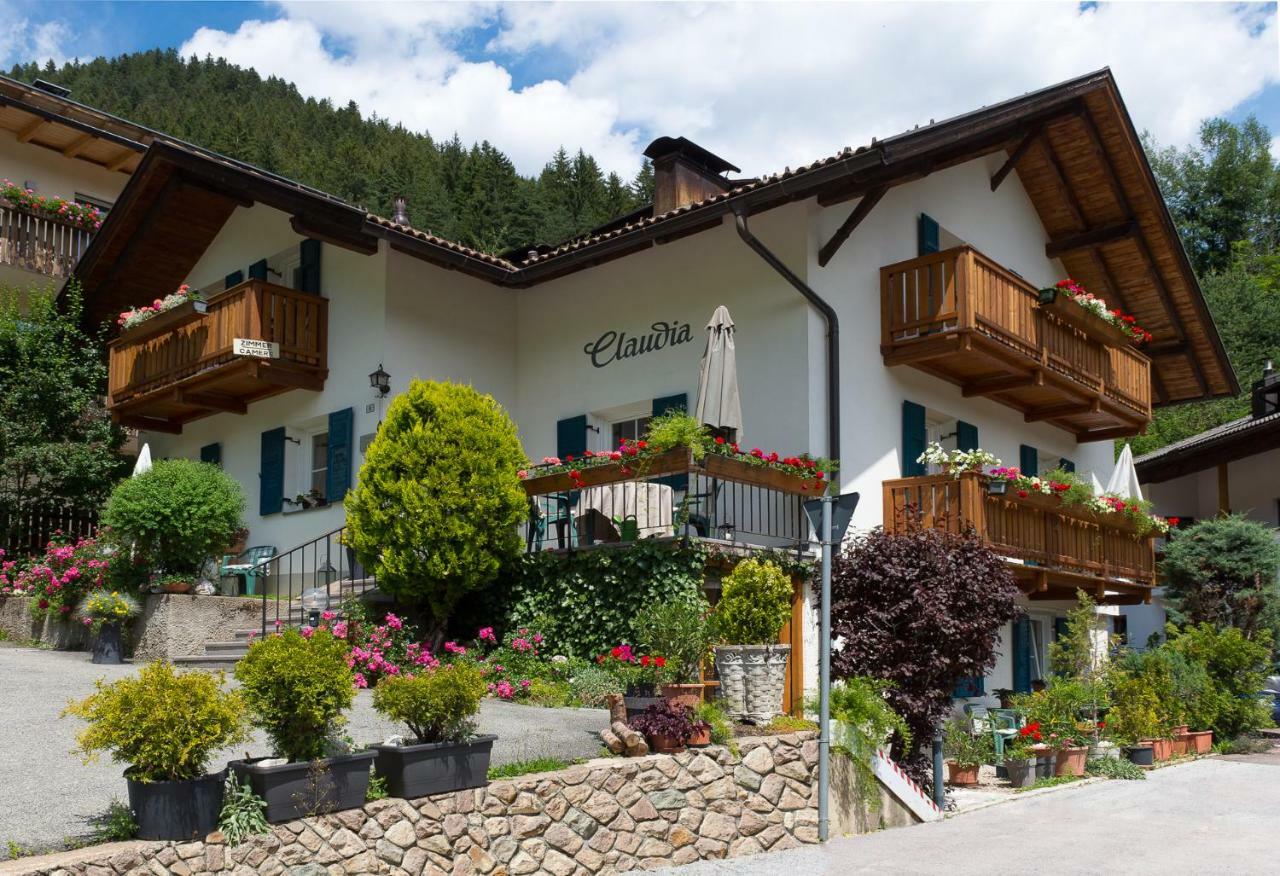 Haus Claudia B&B Nova Levante Exteriör bild